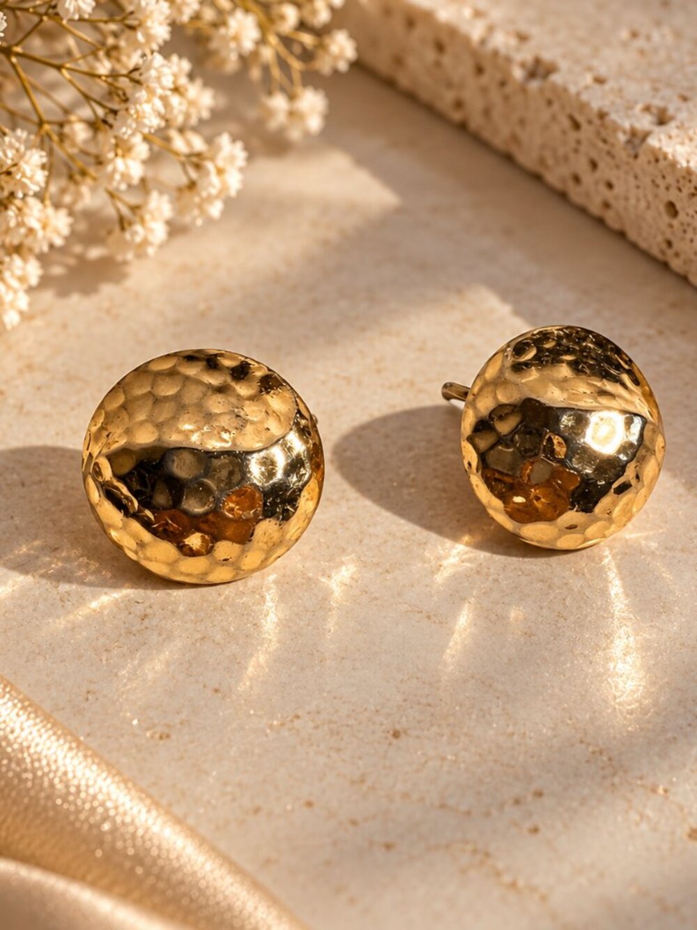 Vintage Trifari Gold Tone Hammered Dome Clip On Earrings Bold Statement